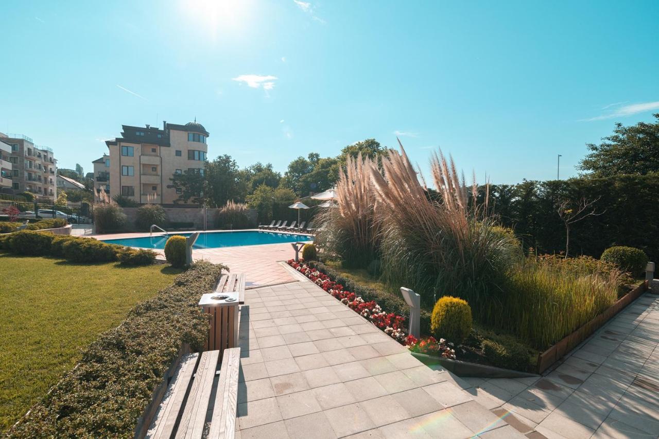 Nobile Apartment - Coral Residence Complex With Parking & Pool فارنا المظهر الخارجي الصورة